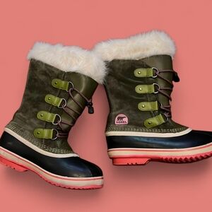 Sorel snow boots